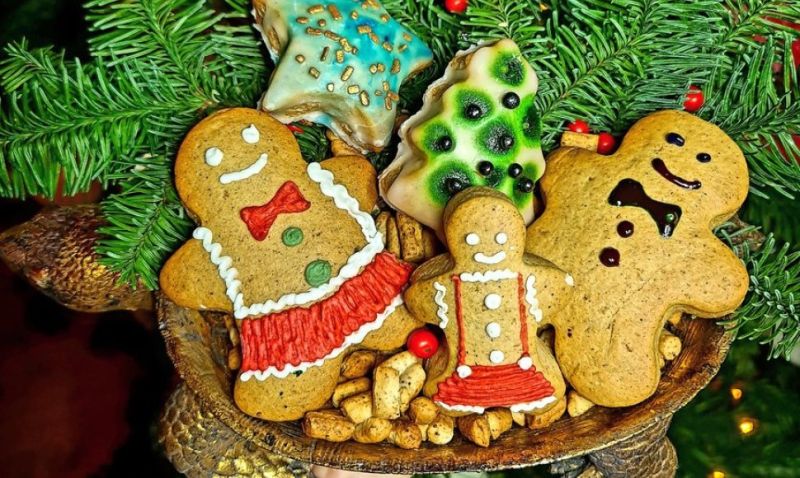 Kalėdinių sausainių dekoravimas